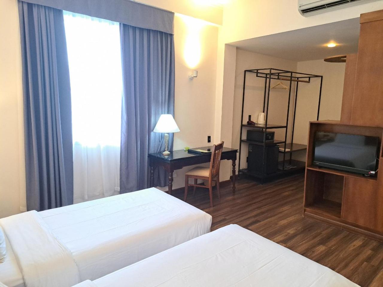 Liberty 2 Hotel Ho Chi Minh-stad Buitenkant foto