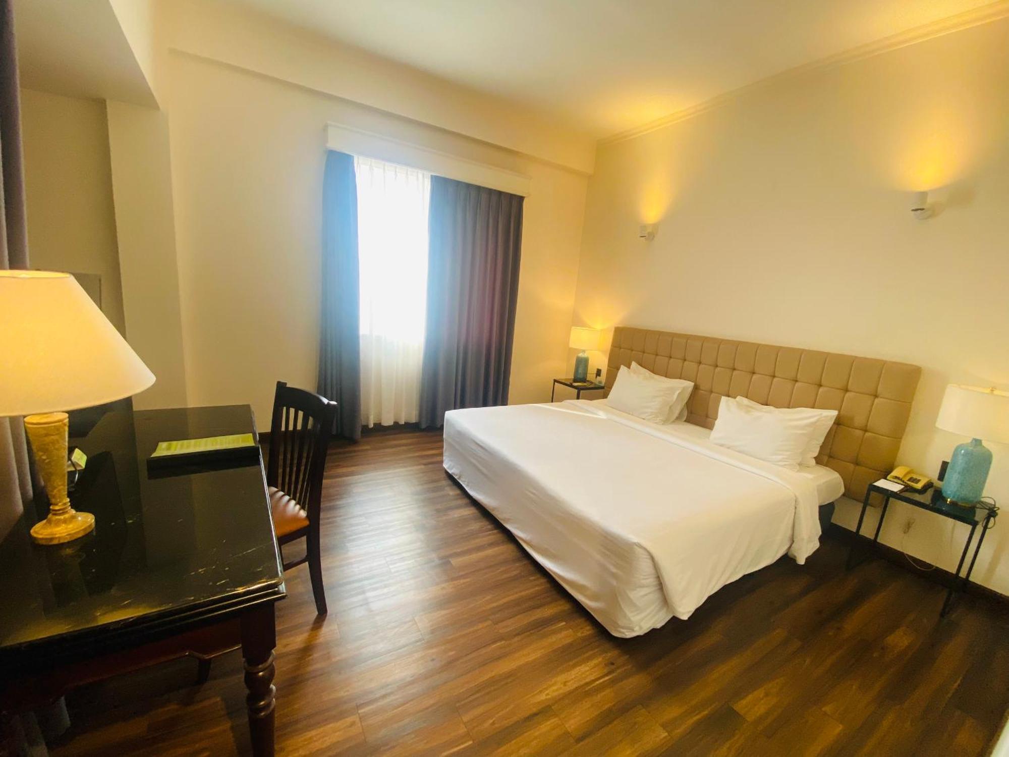 Liberty 2 Hotel Ho Chi Minh-stad Buitenkant foto