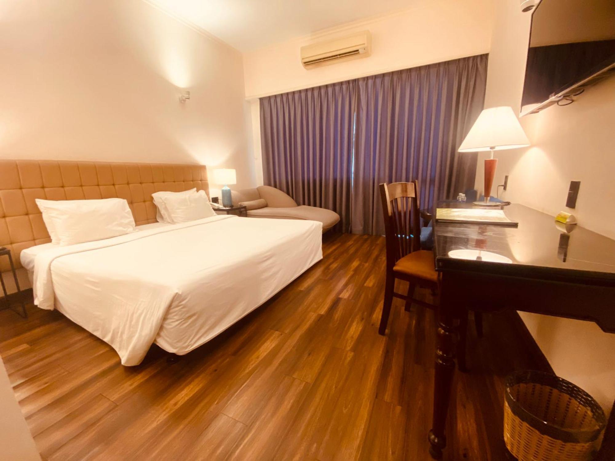 Liberty 2 Hotel Ho Chi Minh-stad Buitenkant foto