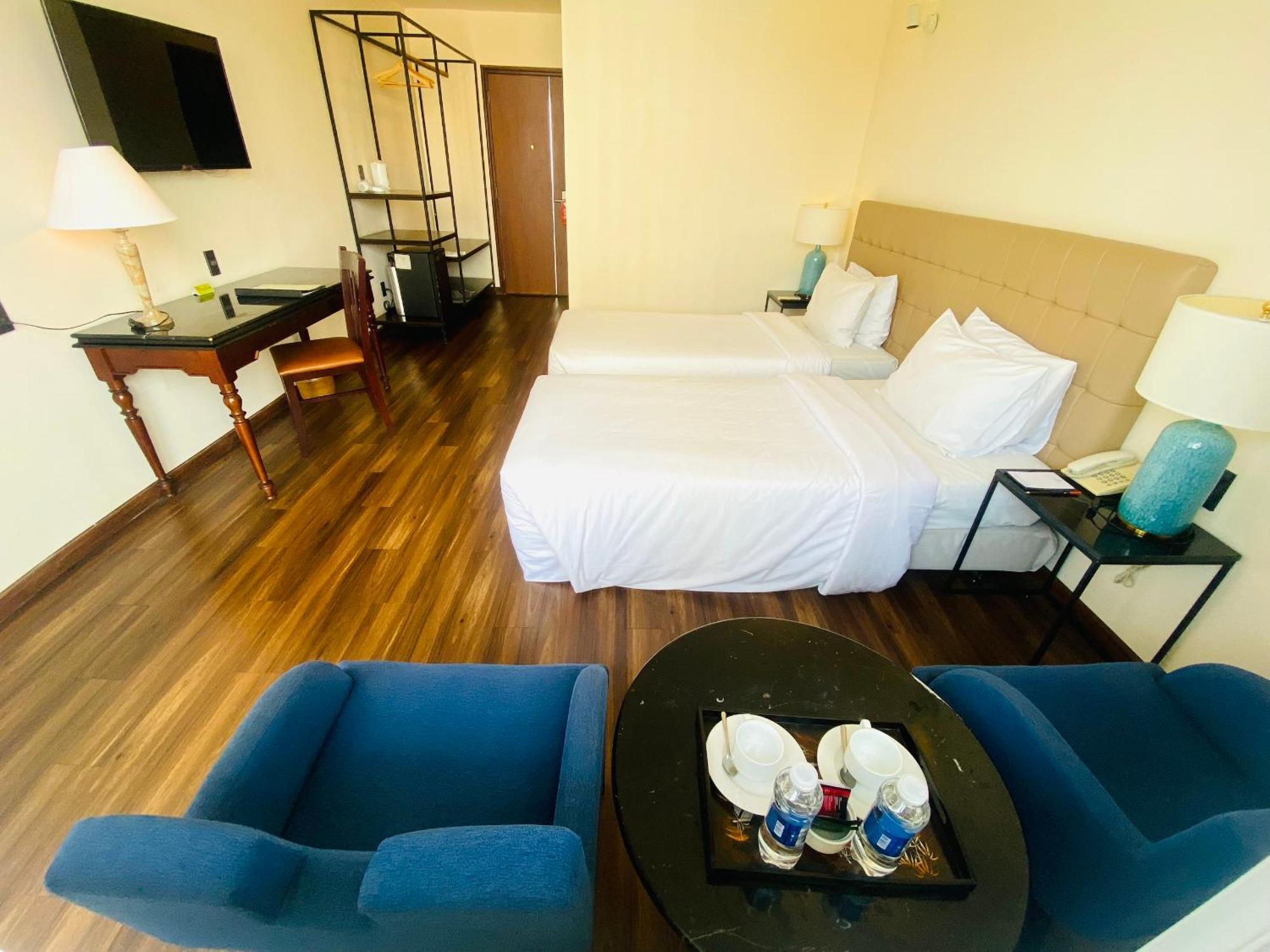 Liberty 2 Hotel Ho Chi Minh-stad Buitenkant foto